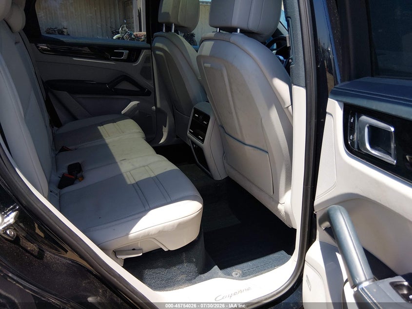 2019 Porsche Cayenne VIN WP1AA2AY3KDA17306 IAAI salvage auction — FRONT END, Salvage (California), sold $14,700 on 2026-08-07 (photo 8)