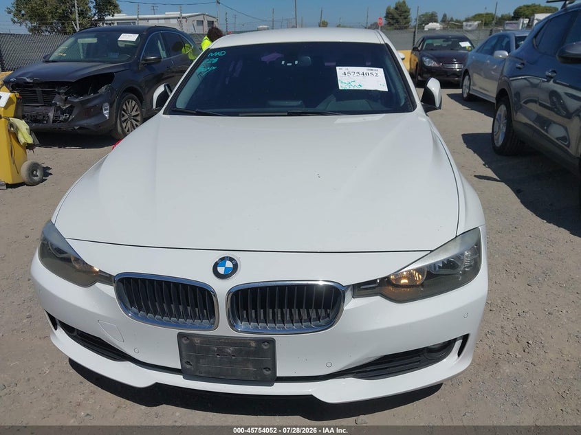 2015 BMW 3er VIN WBA3C1C55FK121828 IAAI salvage auction — NORMAL WEAR, Clear - Dealer Only (California), sold $1,800 on 2026-08-13 (photo 6)