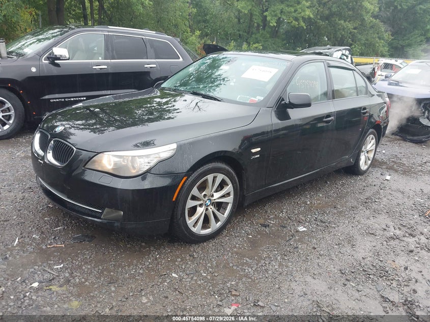 2009 BMW 5 series VIN WBANV93539C134772 IAAI salvage auction — NORMAL WEAR, Clear (New York), sold $300 on 2026-08-04 (photo 2)