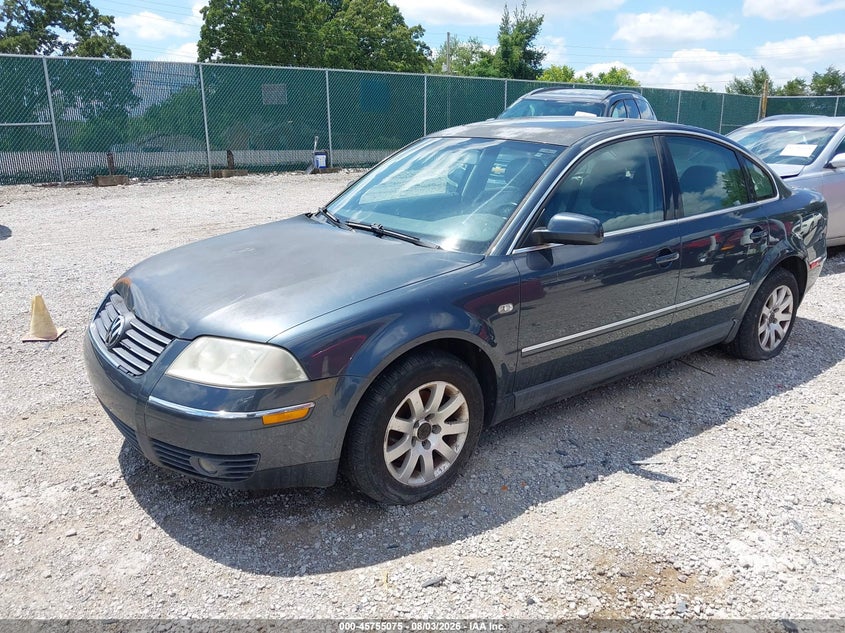 2003 Volkswagen Passat VIN WVWPD63B33P435156 IAAI salvage auction — NORMAL WEAR, Original (Kentucky), sold $225 on 2026-08-19 (photo 2)