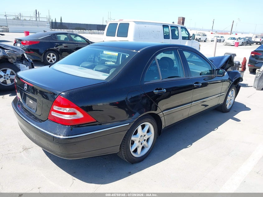 2003 Mercedes-benz C class VIN WDBRF61J03F376178 IAAI salvage auction — FRONT END, Salvage (California), sold $300 on 2026-08-12 (photo 4)