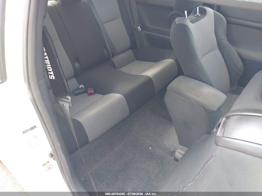 2014 Scion Tc VIN JTKJF5C72E3080733 IAAI salvage auction — RIGHT SIDE, Clear (Hawaii), sold $3,000 on 2026-08-25 (photo 8)