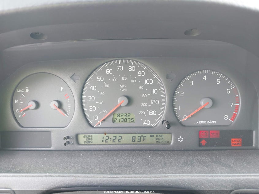 2000 Volvo V70 VIN YV1LZ56D9Y2733247 IAAI salvage auction — NORMAL WEAR, Original (Maine), sold $375 on 2026-08-10 (photo 7)