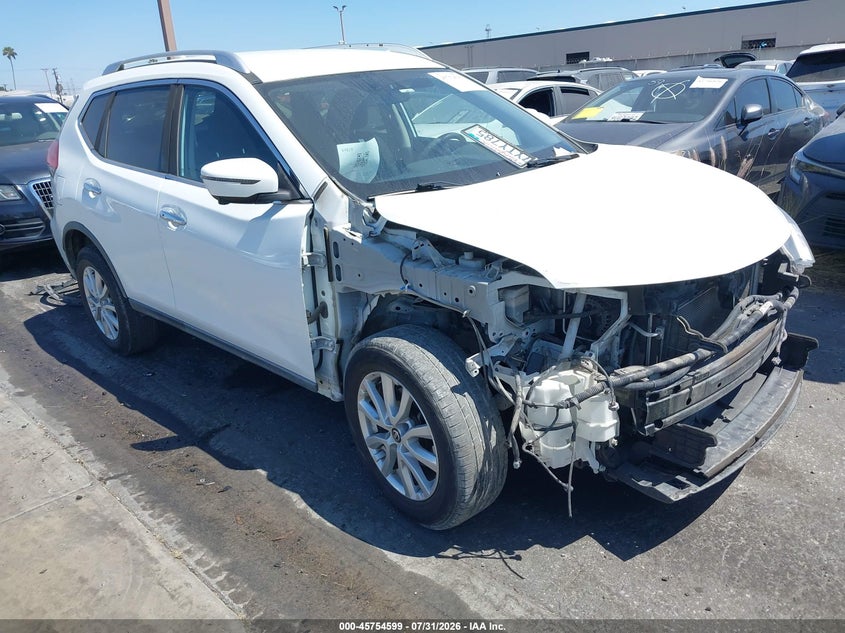 2017 Nissan Rogue VIN KNMAT2MTXHP564592 IAAI salvage auction — FRONT END, Salvage Title, sold $2,350 on 2026-08-28 (photo 1)