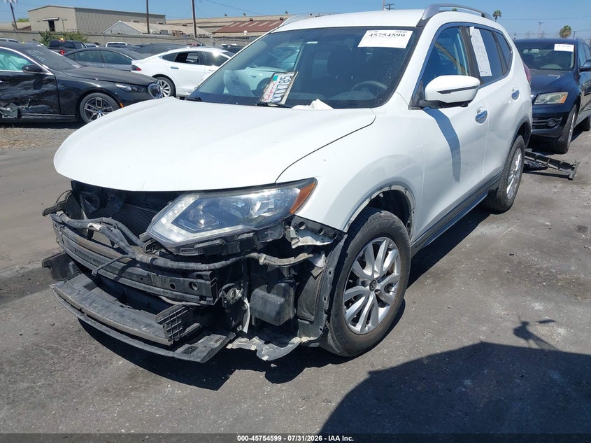 2017 Nissan Rogue VIN KNMAT2MTXHP564592 IAAI salvage auction — FRONT END, Salvage Title, sold $2,350 on 2026-08-28 (photo 2)