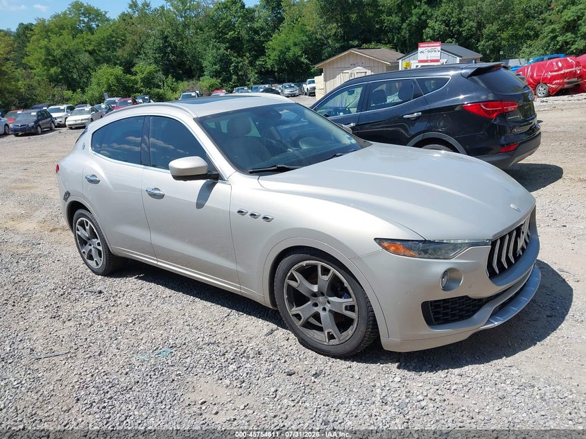 2017 Maserati Levante VIN ZN661XULXHX199354 IAAI salvage auction — NORMAL WEAR, Salvage Title, sold $3,150 on 2026-08-04 (photo 1)