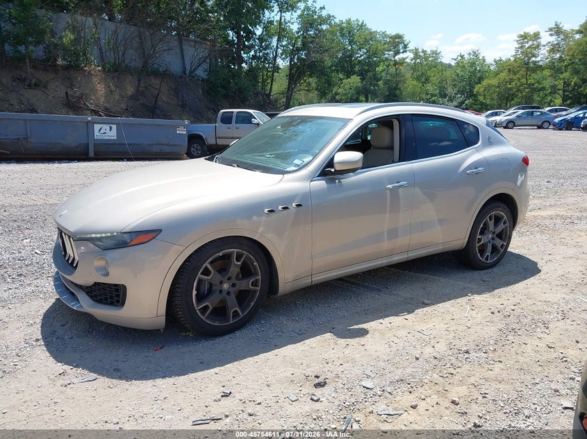 2017 Maserati Levante VIN ZN661XULXHX199354 IAAI salvage auction — NORMAL WEAR, Salvage Title, sold $3,150 on 2026-08-04 (photo 2)