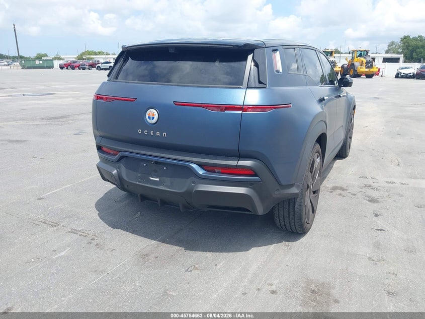 2023 Fisker Ocean VIN VCF1EBU21PG007134 IAAI salvage auction — ROOF, Salvage Title, sold $14,250 on 2026-09-02 (photo 4)