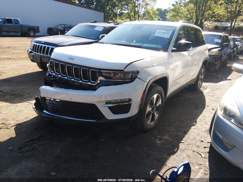 2024 Jeep Grand cherokee VIN 1C4RJYB6XRC129623 IAAI salvage auction — RIGHT FRONT, Enterprise Vehicles Clear Only (Virginia), sold $13,700 on 2026-08-03 (photo 2)