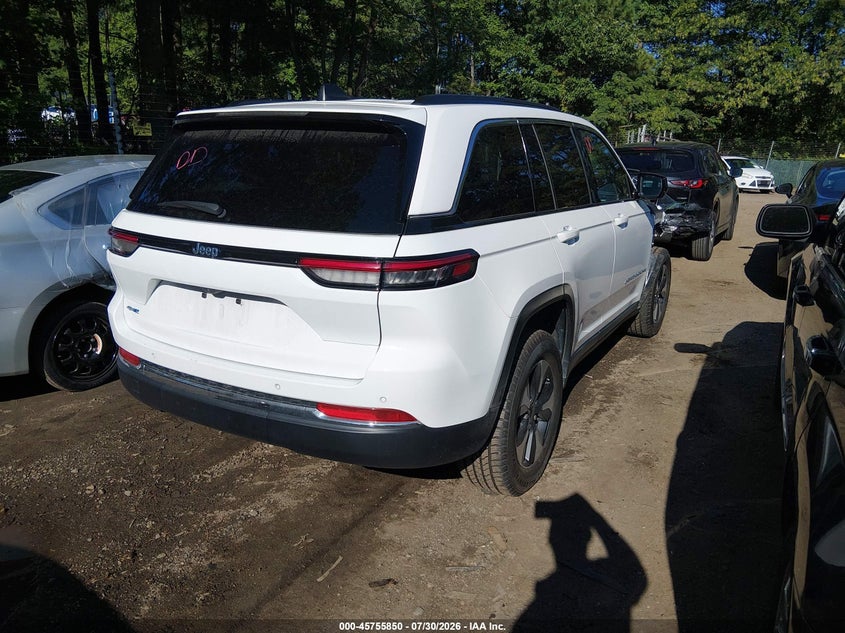 2024 Jeep Grand cherokee VIN 1C4RJYB6XRC129623 IAAI salvage auction — RIGHT FRONT, Enterprise Vehicles Clear Only (Virginia), sold $13,700 on 2026-08-03 (photo 4)