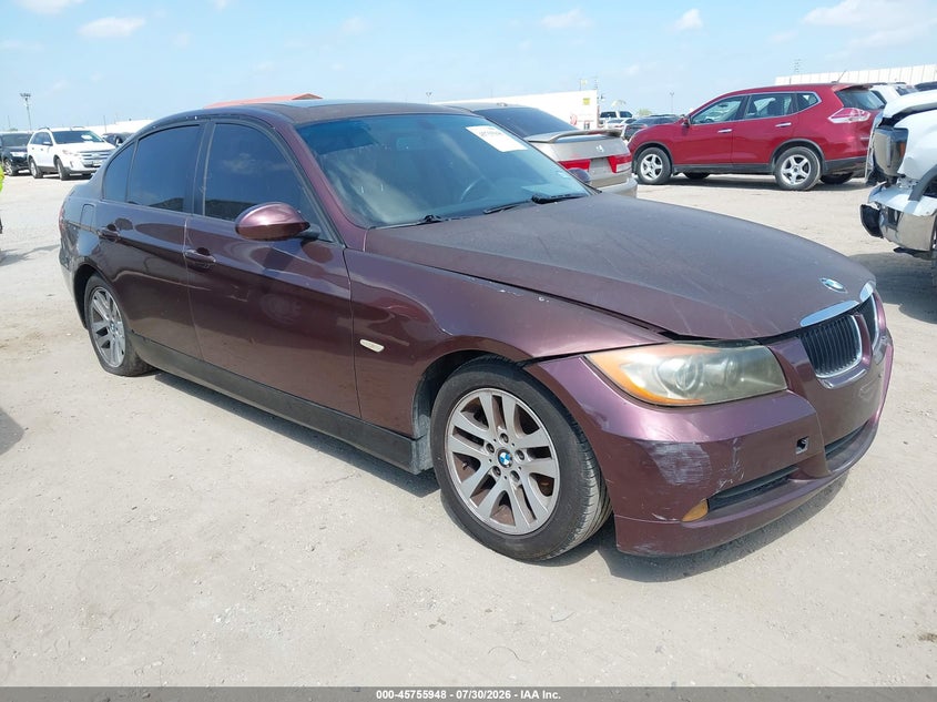 2007 BMW 3 series VIN WBAVA33557PV67072 IAAI salvage auction — NORMAL WEAR, Original (Texas), sold $200 on 2026-08-03 (photo 1)