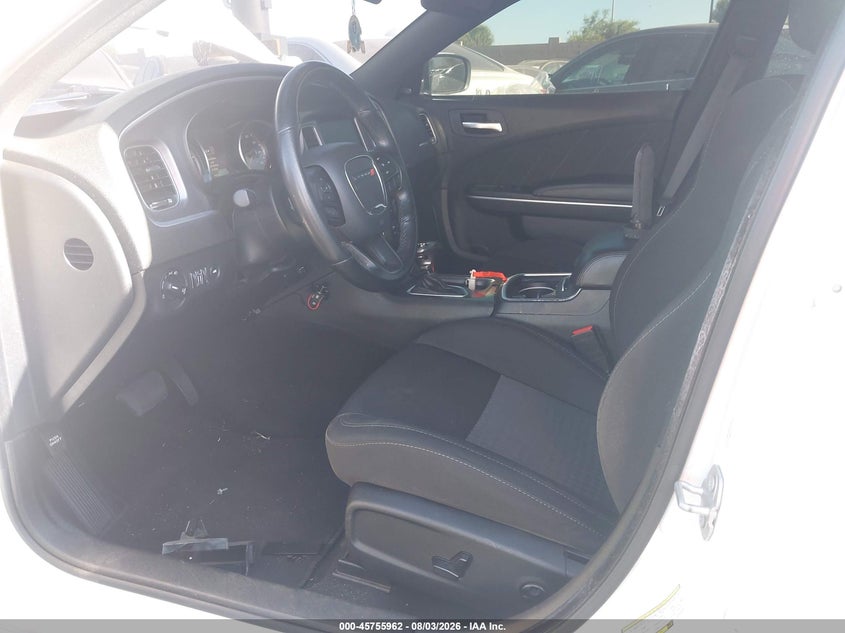 2020 Dodge Charger VIN 2C3CDXHG8LH245290 IAAI salvage auction — LEFT REAR, Wait Title, sold $8,200 on 2026-08-14 (photo 5)
