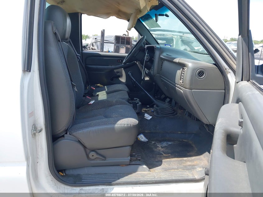 2006 Gmc SIERRA VIN 1GTHC24U26E273519 IAAI salvage auction — NORMAL WEAR, Clear (Montana), sold $3,350 on 2026-09-01 (photo 5)