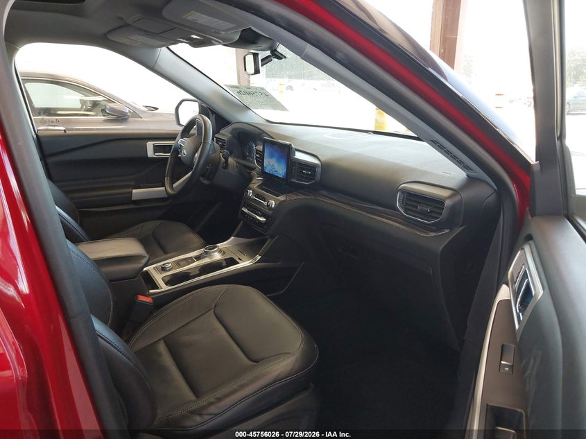 2020 Ford Explorer VIN 1FMSK8FH4LGD06866 IAAI salvage auction — LEFT SIDE, Salvage Title, sold $6,000 on 2026-09-02 (photo 5)
