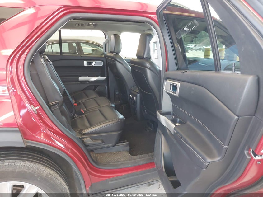 2020 Ford Explorer VIN 1FMSK8FH4LGD06866 IAAI salvage auction — LEFT SIDE, Salvage Title, sold $6,000 on 2026-09-02 (photo 8)