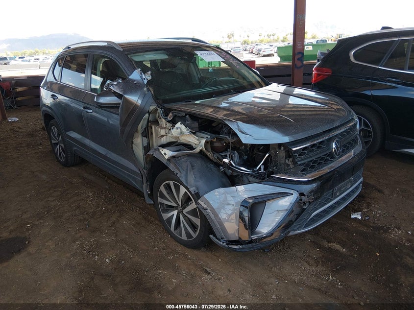 2024 Volkswagen Taos VIN 3VVSX7B28RM048689 — IAAI salvage auction photo