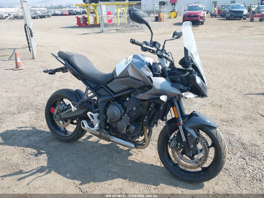 2022 Triumph motorcycle Tiger VIN SMTL20ULXNTAZ9058 IAAI salvage auction — Unknown, Bill Of Sale (Washington), sold $1,350 on 2026-09-08 (photo 4)