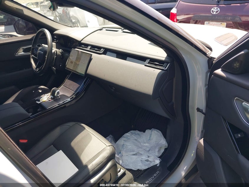 2026 Land rover Range rover velar VIN SALYL2EX1TA814144 IAAI salvage auction — REAR END, Salvage Title, sold $27,450 on 2026-09-16 (photo 5)