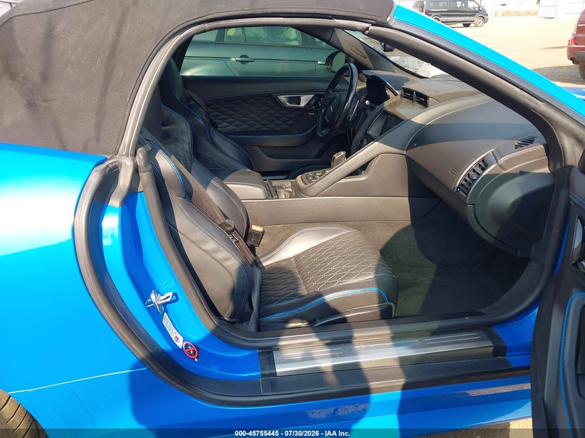 2017 Jaguar F-type VIN SAJWJ6K87HMK38656 IAAI salvage auction — UNKNOWN, Salvage (Idaho), sold $29,850 on 2026-08-25 (photo 5)