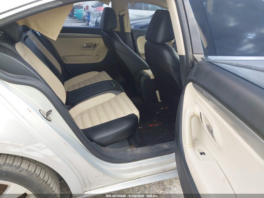 2010 Volkswagen Cc VIN WVWMN7AN9AE535726 IAAI salvage auction — NORMAL WEAR, Original (Texas), sold $300 on 2026-08-03 (photo 8)