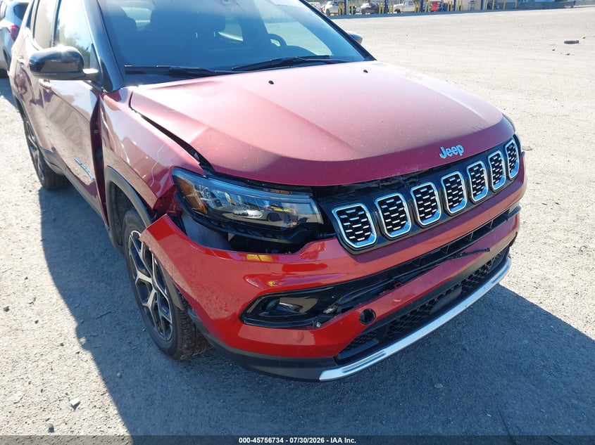 2025 Jeep Compass VIN 3C4NJDCN0ST579112 IAAI salvage auction — FRONT END, Wait Title, sold $13,600 on 2026-08-26 (photo 6)