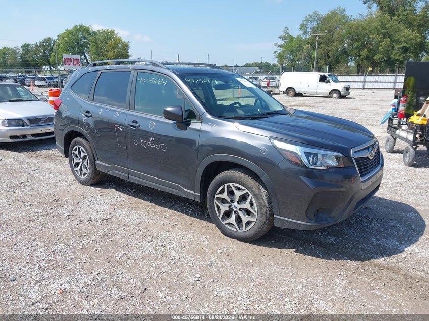 2019 Subaru Forester VIN JF2SKAEC6KH584485 — IAAI salvage auction photo