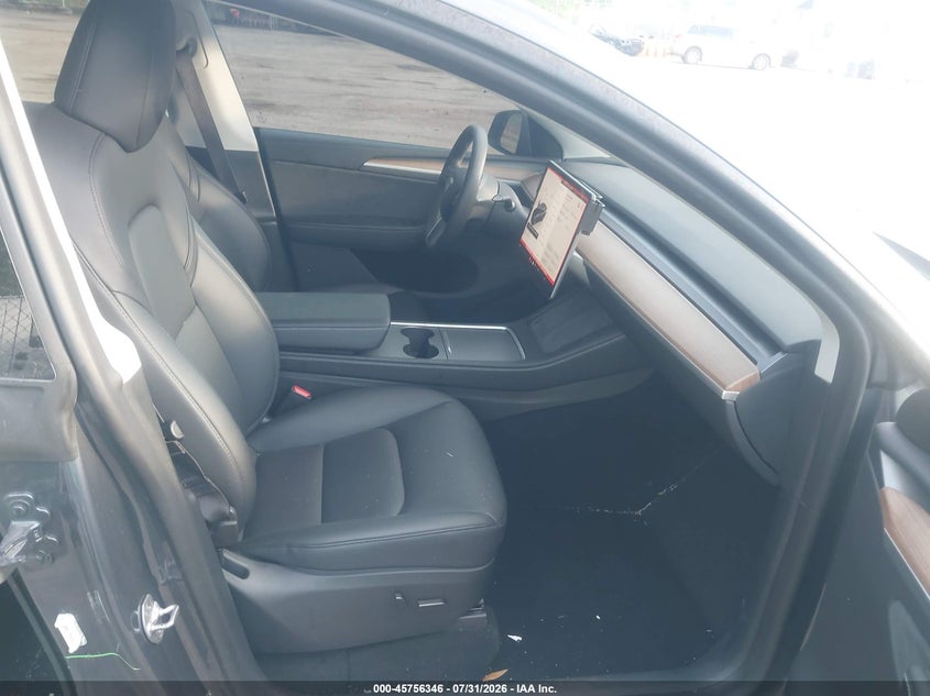 2023 Tesla Model y VIN 7SAYGDEE4PA205763 IAAI salvage auction — RIGHT SIDE, Salvage Title, sold $10,400 on 2026-08-27 (photo 5)