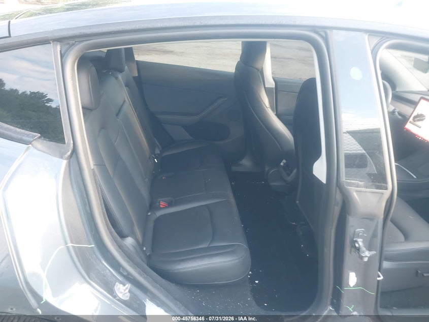 2023 Tesla Model y VIN 7SAYGDEE4PA205763 IAAI salvage auction — RIGHT SIDE, Salvage Title, sold $10,400 on 2026-08-27 (photo 8)