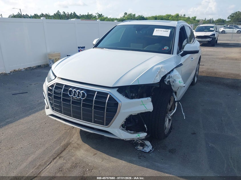 2021 Audi Q5 VIN WA1BAAFY5M2038451 IAAI salvage auction — LEFT FRONT, Wait Title, sold $9,600 on 2026-08-25 (photo 2)
