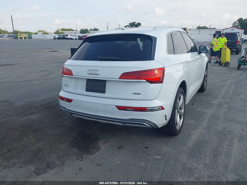 2021 Audi Q5 VIN WA1BAAFY5M2038451 IAAI salvage auction — LEFT FRONT, Wait Title, sold $9,600 on 2026-08-25 (photo 4)