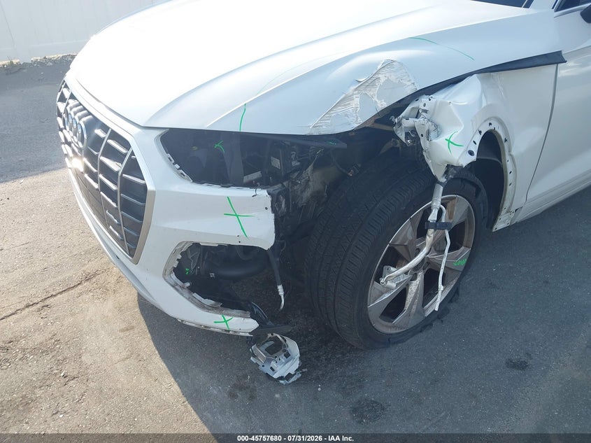 2021 Audi Q5 VIN WA1BAAFY5M2038451 IAAI salvage auction — LEFT FRONT, Wait Title, sold $9,600 on 2026-08-25 (photo 6)