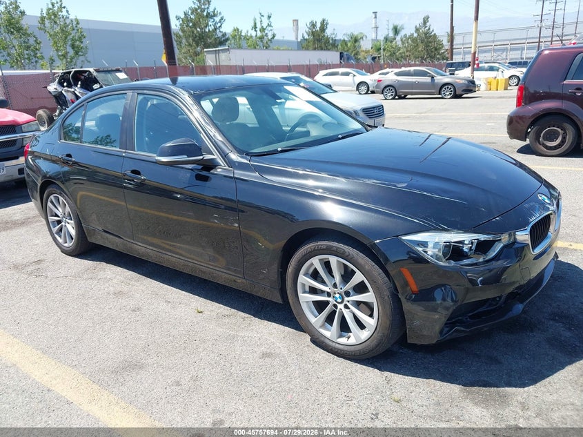2018 BMW 3er VIN WBA8A9C51JAH13500 IAAI salvage auction — FRONT END, Salvage Title (California), sold $3,100 on 2026-08-11 (photo 1)