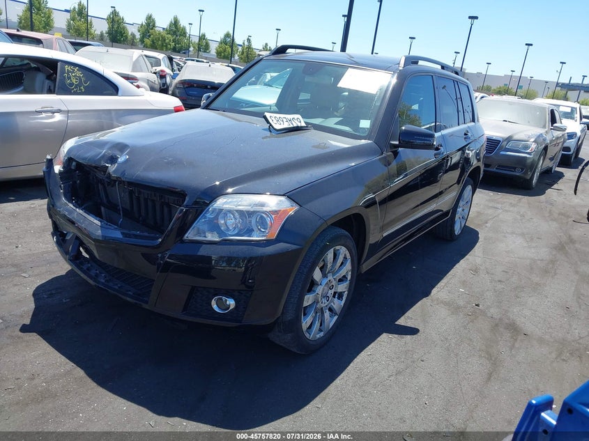 2011 Mercedes-benz Glk-class VIN WDCGG5GB7BF635032 IAAI salvage auction — FRONT END, Salvage Certificate (California), sold $2,750 on 2026-08-14 (photo 2)