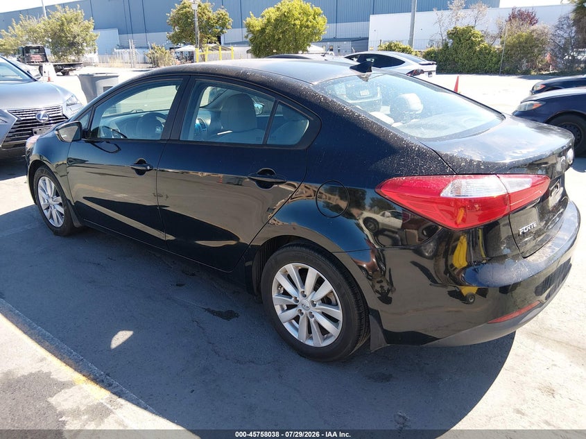 2014 Kia Forte VIN KNAFX4A68E5078534 IAAI salvage auction — UNKNOWN, Salvage Title, sold $750 on 2026-08-19 (photo 3)