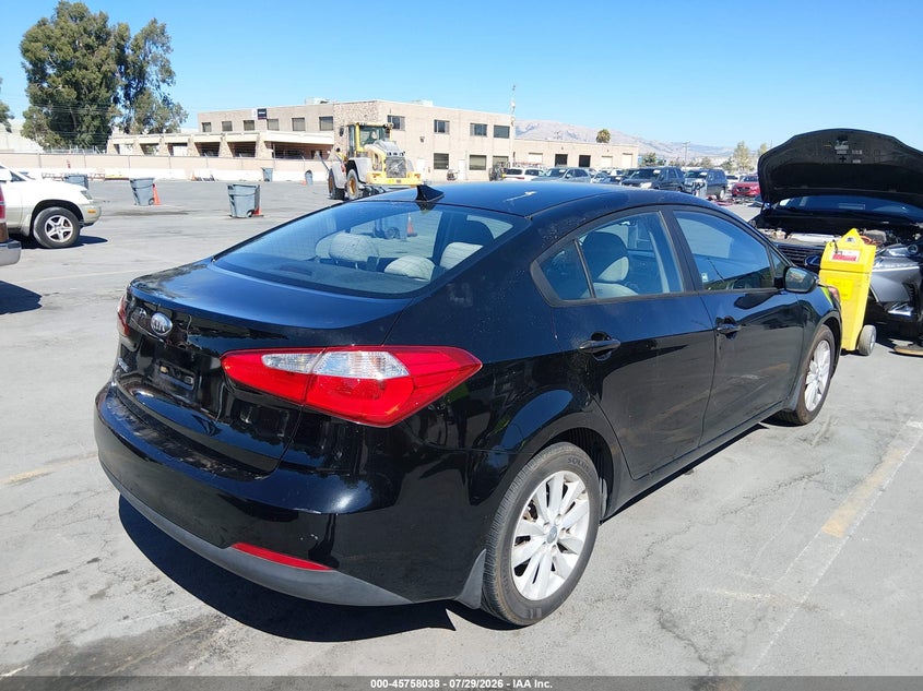2014 Kia Forte VIN KNAFX4A68E5078534 IAAI salvage auction — UNKNOWN, Salvage Title, sold $750 on 2026-08-19 (photo 6)