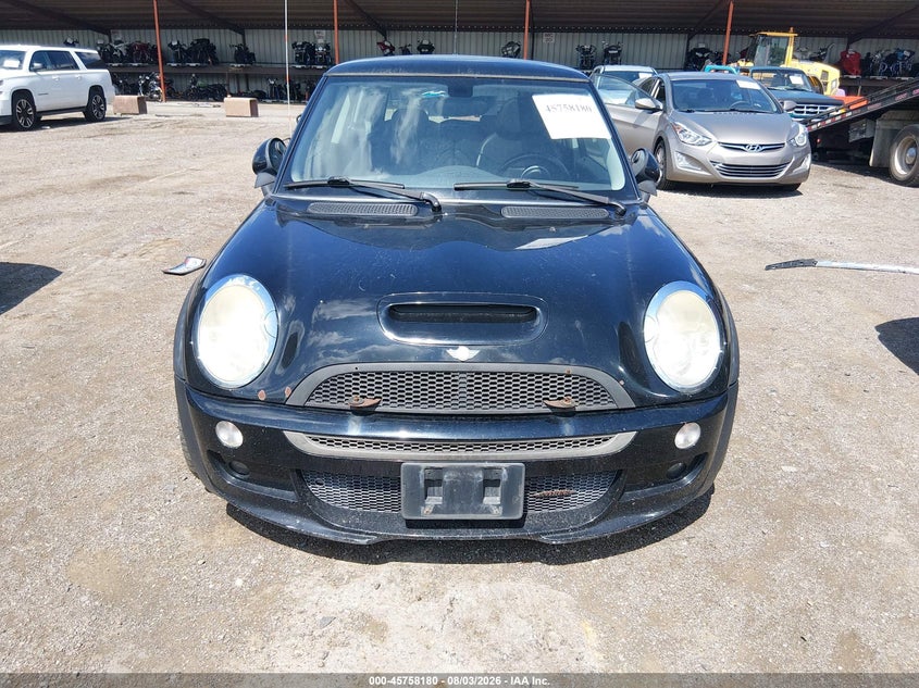 2004 Mini Cooper VIN WMWRE334X4TD79442 IAAI salvage auction — NORMAL WEAR, Original (Ohio), sold $3,150 on 2026-08-12 (photo 6)