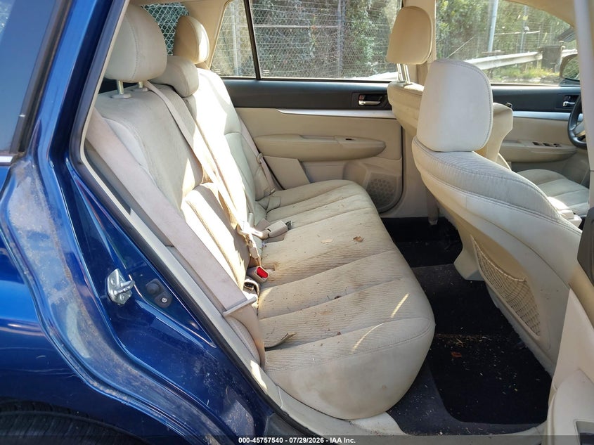 2010 Subaru Outback VIN 4S4BRCACXA3311505 IAAI salvage auction — NORMAL WEAR, Clear (North Carolina), sold $525 on 2026-08-29 (photo 8)