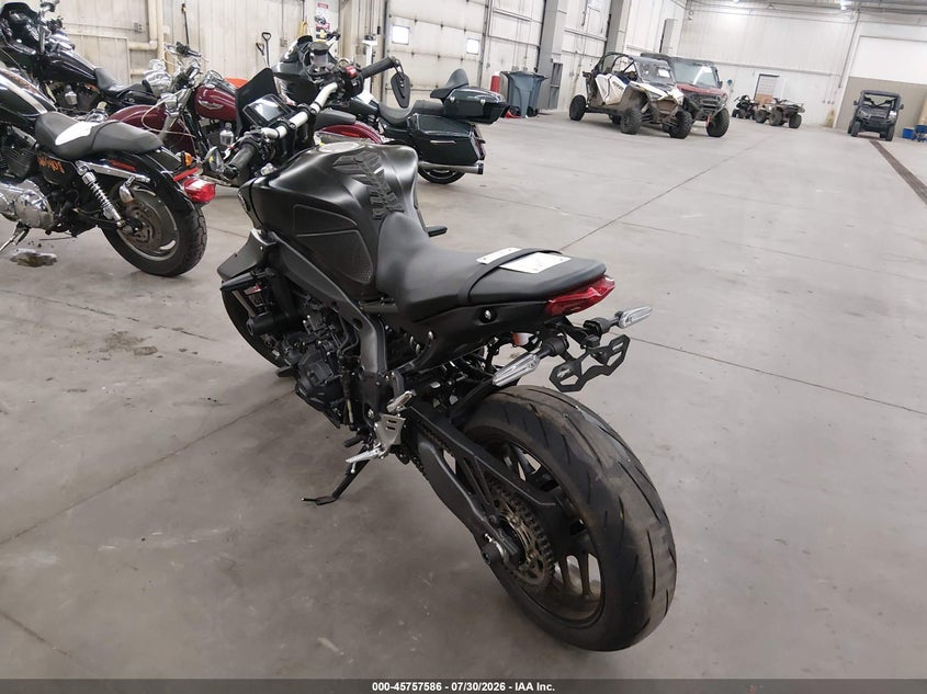 2022 Yamaha Mt VIN JYARN71E3NA002981 IAAI salvage auction — FRONT END, Salvage (Minnesota), sold $3,650 on 2026-09-29 (photo 3)