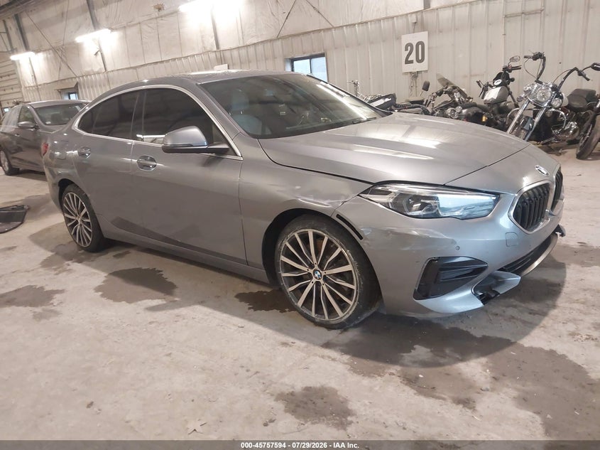 2022 BMW 2er VIN WBA73AK04N7K89999 IAAI salvage auction — FRONT & REAR, Salvage Title, sold $6,400 on 2026-08-19 (photo 1)