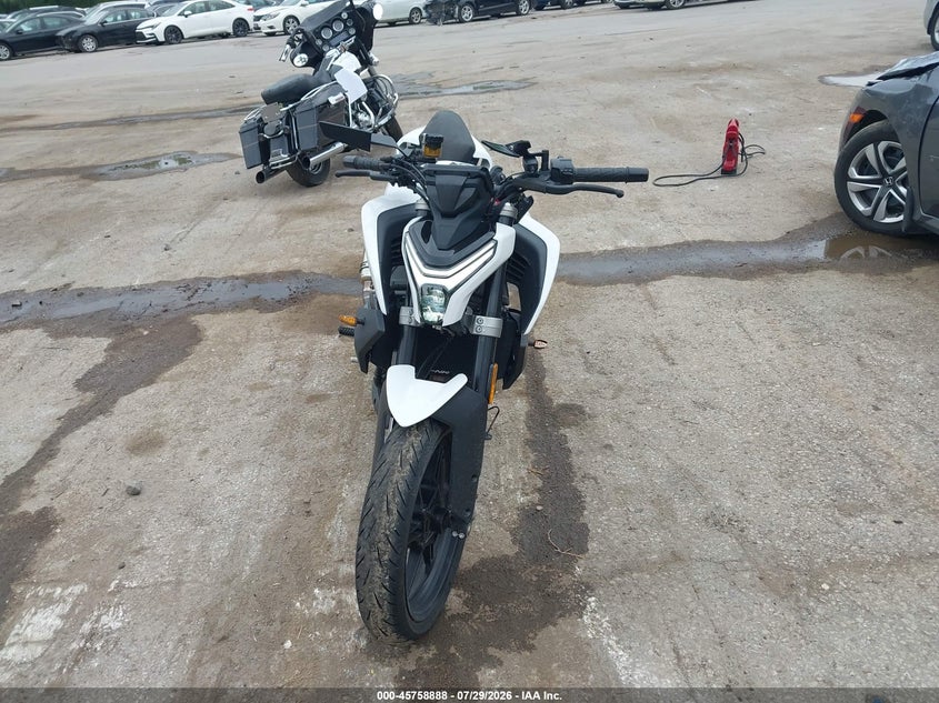 2024 Cf moto 450nk VIN LCEPESLB7R6000158 IAAI salvage auction — REAR END, Wait Title, sold $500 on 2026-09-22 (photo 5)
