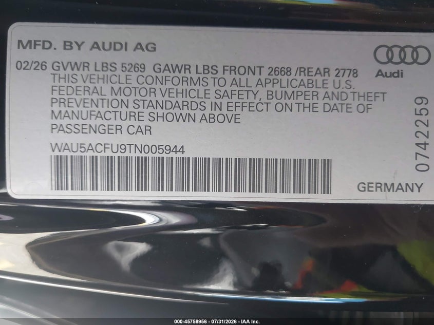 2026 Audi VIN WAU5ACFU9TN005944 IAAI salvage auction — REAR END, Wait Title, sold $17,100 on 2026-09-30 (photo 9)