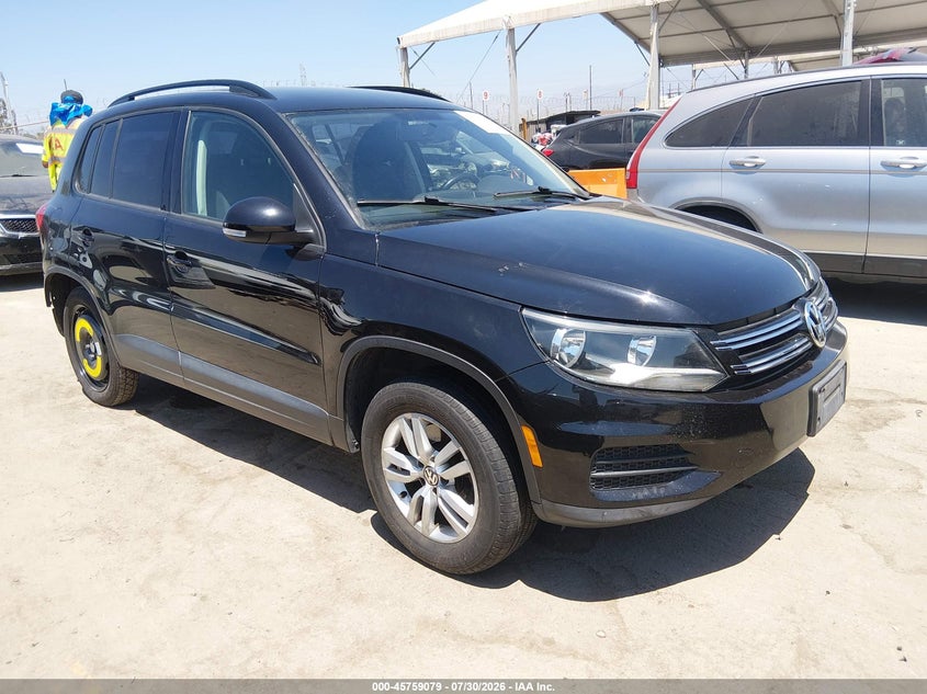 2015 Volkswagen Tiguan VIN WVGAV7AXXFW566632 IAAI salvage auction — REAR END, Wait Title, sold $875 on 2026-08-12 (photo 1)