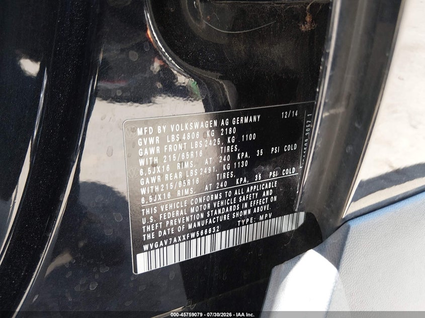 2015 Volkswagen Tiguan VIN WVGAV7AXXFW566632 IAAI salvage auction — REAR END, Wait Title, sold $875 on 2026-08-12 (photo 9)