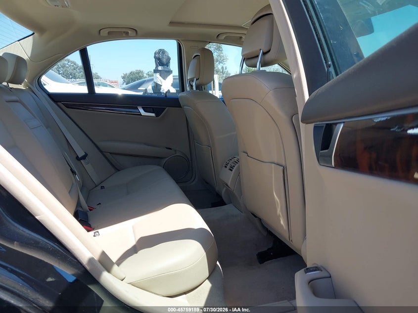 2014 Mercedes-benz C-klasse VIN WDDGF4HB9EA964047 IAAI salvage auction — LEFT REAR, Salvage Title, sold $2,650 on 2026-08-19 (photo 8)