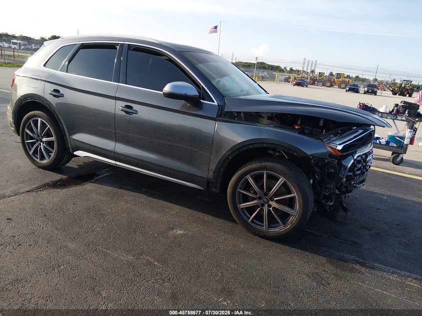 2021 Audi Sq5 VIN WA1B4AFY8M2017021 — IAAI salvage auction photo
