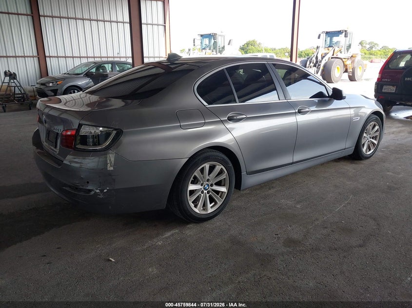 2014 BMW 5er VIN WBA5A5C55ED510025 IAAI salvage auction — RIGHT REAR, Rebuildable (Florida), sold $1,100 on 2026-08-12 (photo 4)