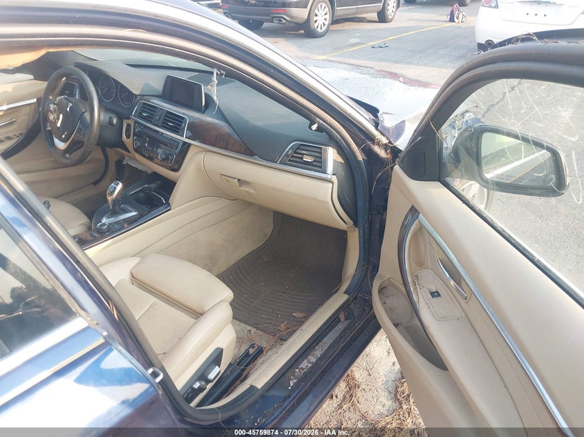 2016 BMW 3 series VIN WBA8E9G57GNU29348 IAAI salvage auction — FRONT END, Salvage (Arizona), sold $425 on 2026-08-26 (photo 5)