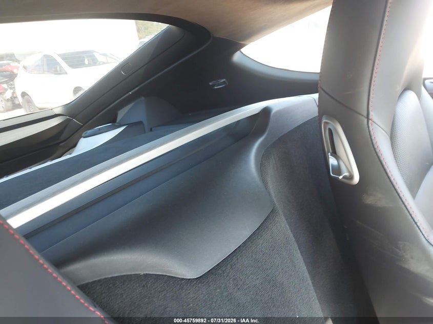 2019 Porsche 718 cayman VIN WP0AB2A8XKS278135 IAAI salvage auction — FRONT END, Wait Title, sold $26,650 on 2026-09-21 (photo 8)