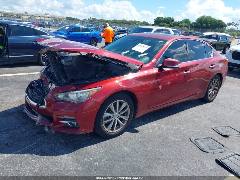 2015 Infiniti Q50 VIN JN1BV7AP8FM337552 IAAI salvage auction — RIGHT FRONT, Salvage Title, sold $1,800 on 2026-08-28 (photo 2)