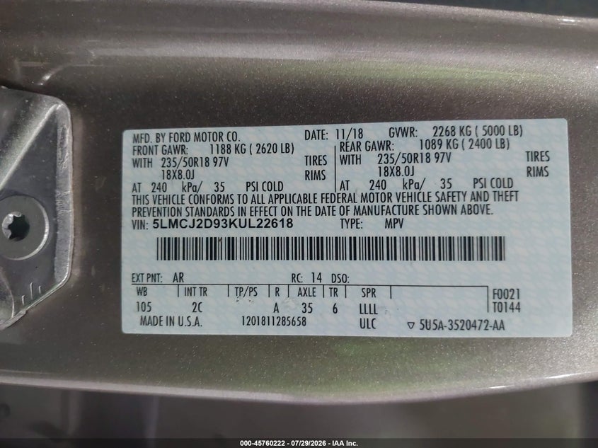 2019 Lincoln Mkc VIN 5LMCJ2D93KUL22618 IAAI salvage auction — FRONT & REAR, Salvage Title, sold $2,275 on 2026-09-09 (photo 9)
